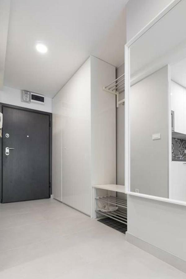 Penthouse "Sky 17" S Balkonom I Besplatnim Parkingom Zagreb Exterior photo